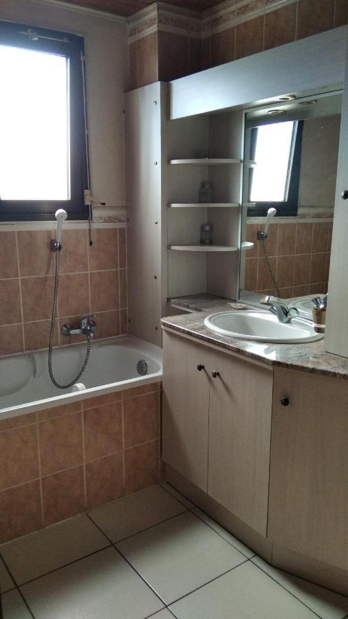וילנב-לה-מגלון Appartement 3 Chambres Proche Mer Entre Palavas Les Flots Et Frontignan Plage Dans Maison Avec Jardin מראה חיצוני תמונה